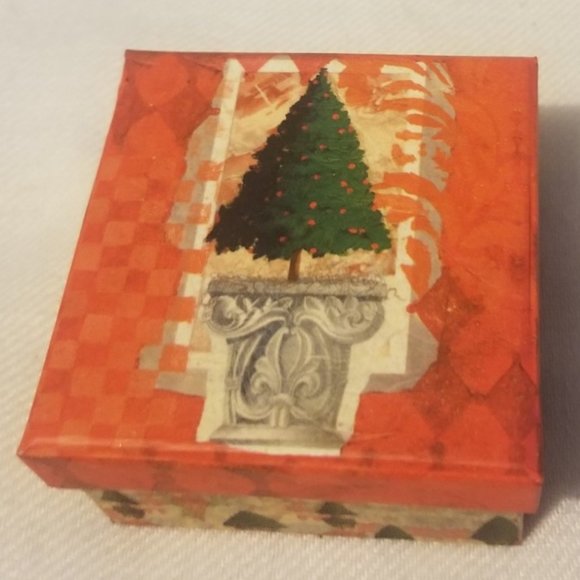 Christmas Surprise Box 2003 - Picture 7 of 10